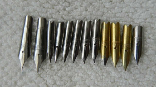 pennini Alba Torino.jpg (226.29 KiB) Visto 9141 volte annuncio sul web