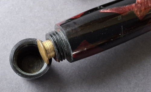 72. VEST-PARKER PEN B&B. Button filler.jpg