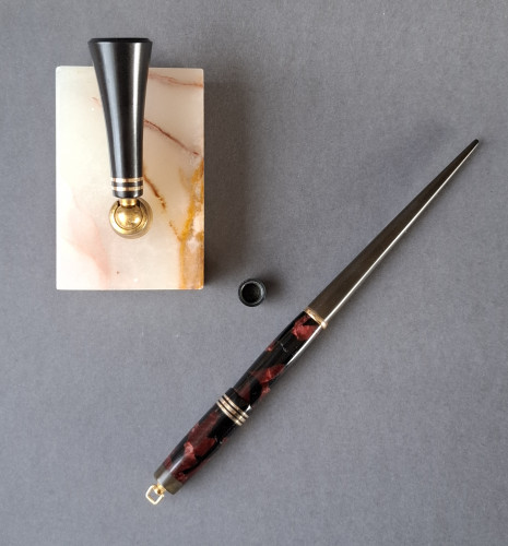79. «GO» onyx desk base. 01.jpg