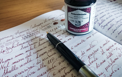 IMG_20250514_145532.jpg (2.86 MiB) Visto 9902 volte Penna col tappo Aurora