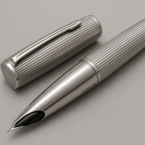 sterling fountain pen hooded nib.jpeg (138.64 KiB) Visto 178 volte NON è una murex