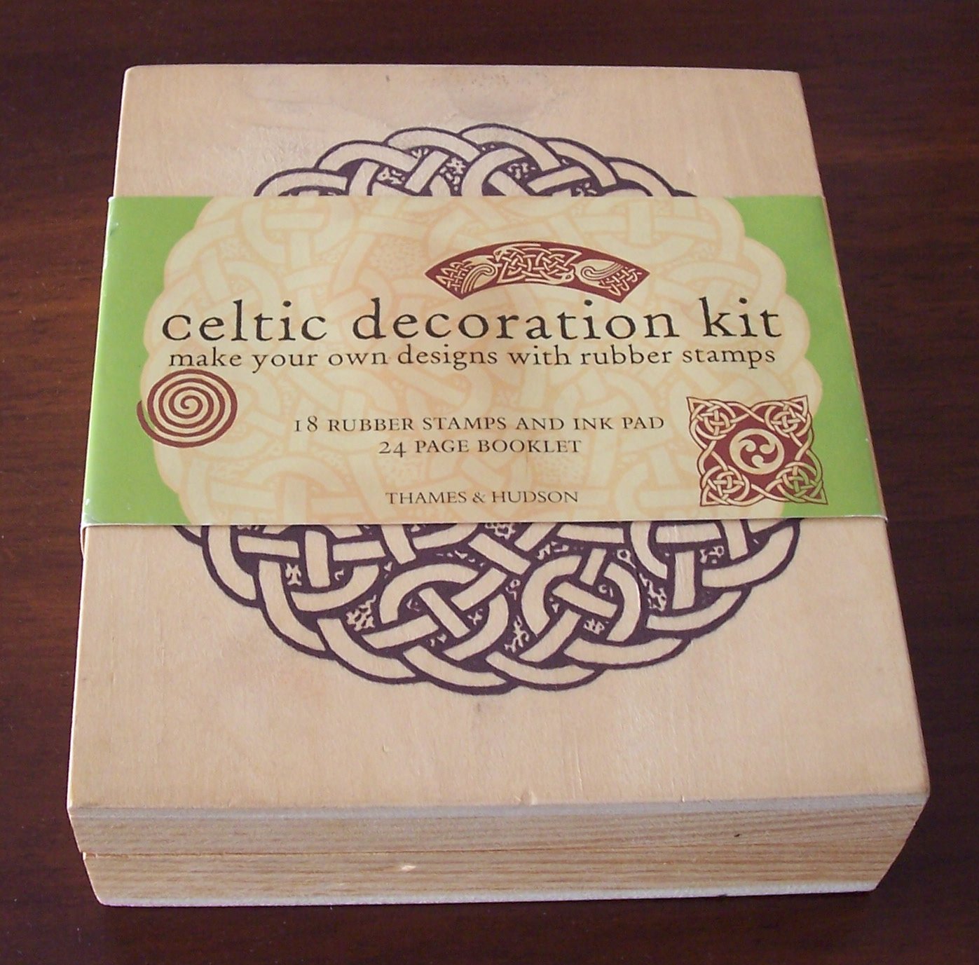 celtic kit01.jpg