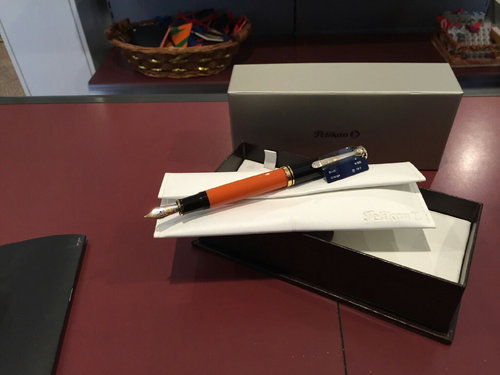 burnt orange.jpg (147.33 KiB) Visto 5916 volte Pelikan M800 Burnt Orange