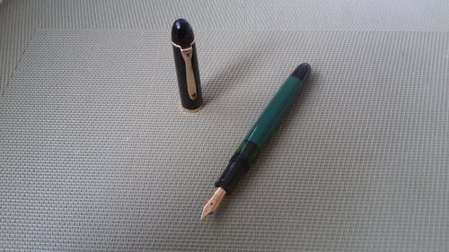 Pelikan M120  2