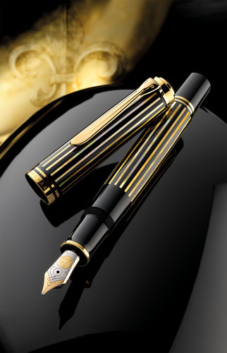 Pelikan M800 Royal Gold.jpg