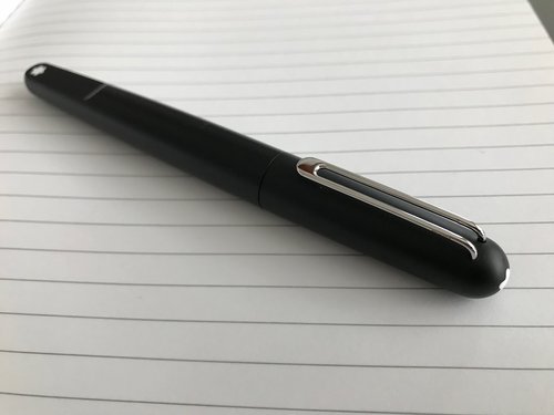 MB M Ultra Black chiusa