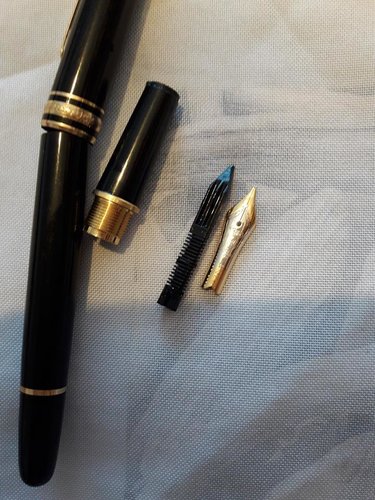 MONTBLANC 145.jpg