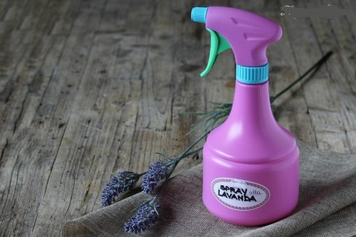 spray-multiuso-alla-lavanda.jpg