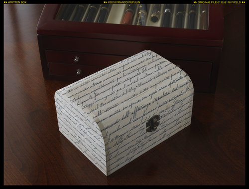 Written box (2) ©FP.jpg