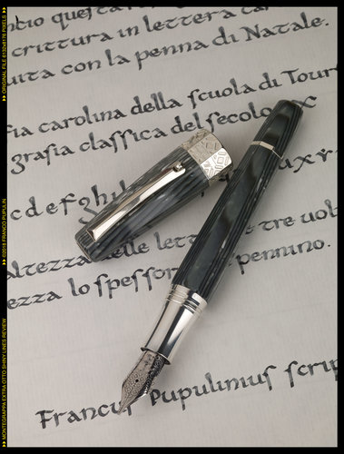 Montegrappa Extra Otto Shiny Lines Review 15 ©FP.jpg