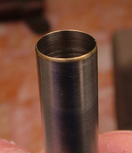 Parte inferiore affilata cilindro in ferro