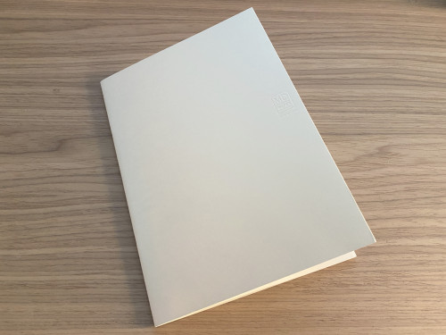 IMG_2077.JPG (2.49 MiB) Visto 34919 volte Quaderno MD Paper chiuso