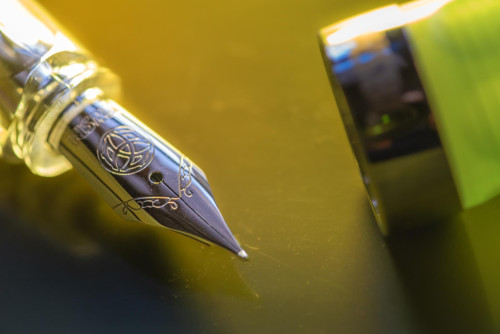 TWSBI ECO Glow Green - Abulafia