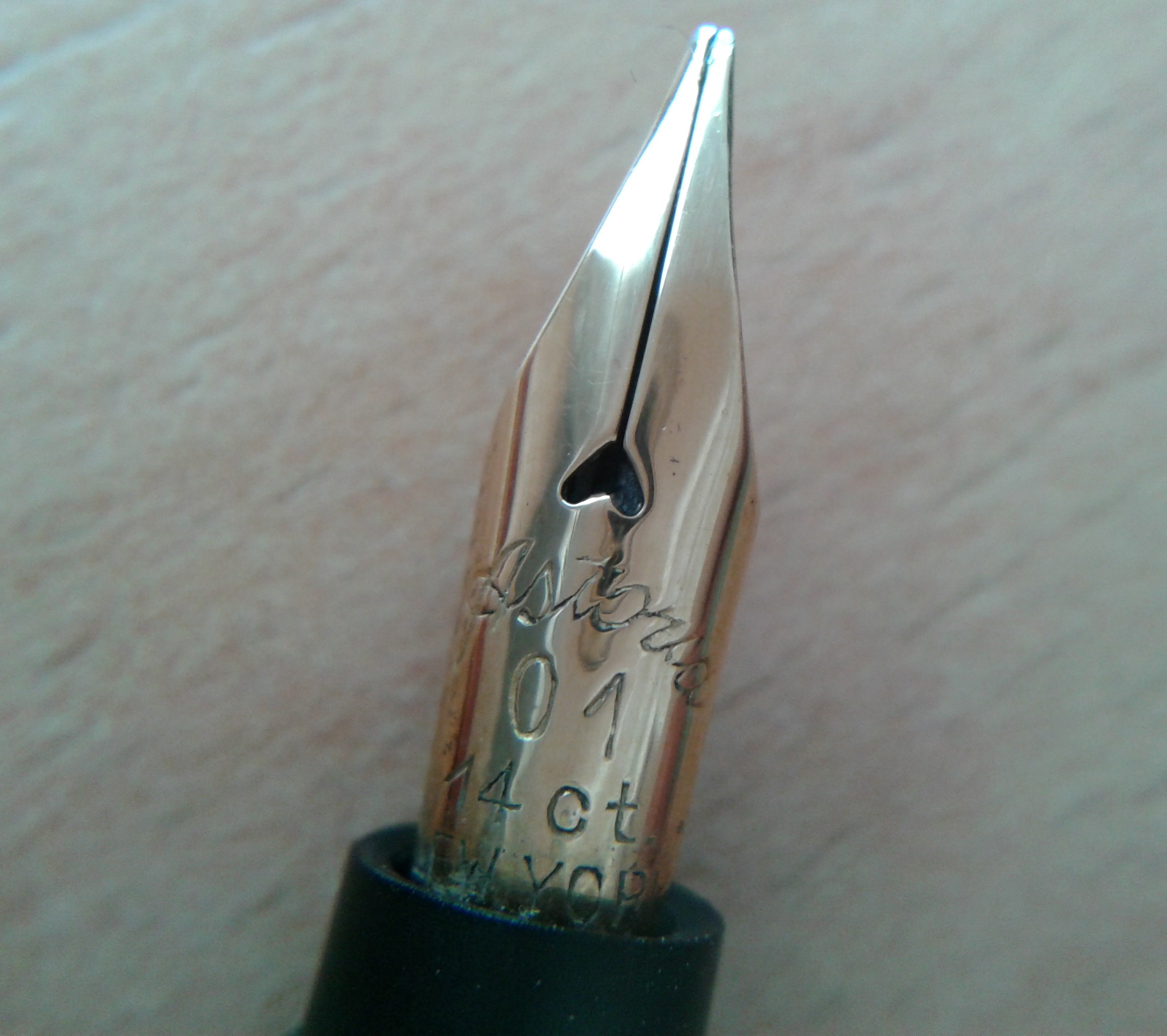 8A. nib.jpg