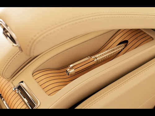 2012-Bentley-Mulsanne-Executive-Interior-Matching-Tibaldi-pen-1280x960 (1).jpg