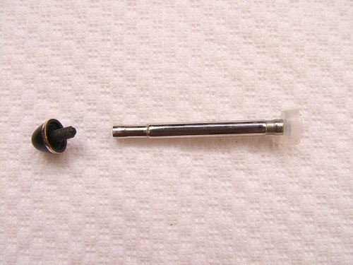 Pistoncino estratto