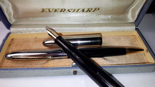 Eversharp Simphony 1949.jpg (1.98 MiB) Visto 6164 volte Eversharp Simphony