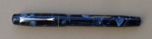 The Nova Pen - closed .JPG